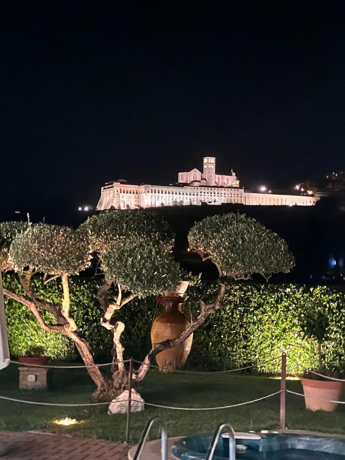 Unica Assisi Agri-Charming House Bed & Breakfast Exterior photo