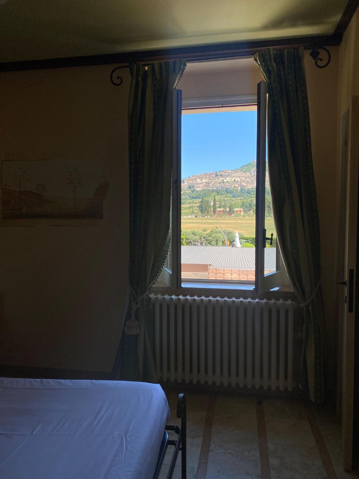 Unica Assisi Agri-Charming House Bed & Breakfast Exterior photo