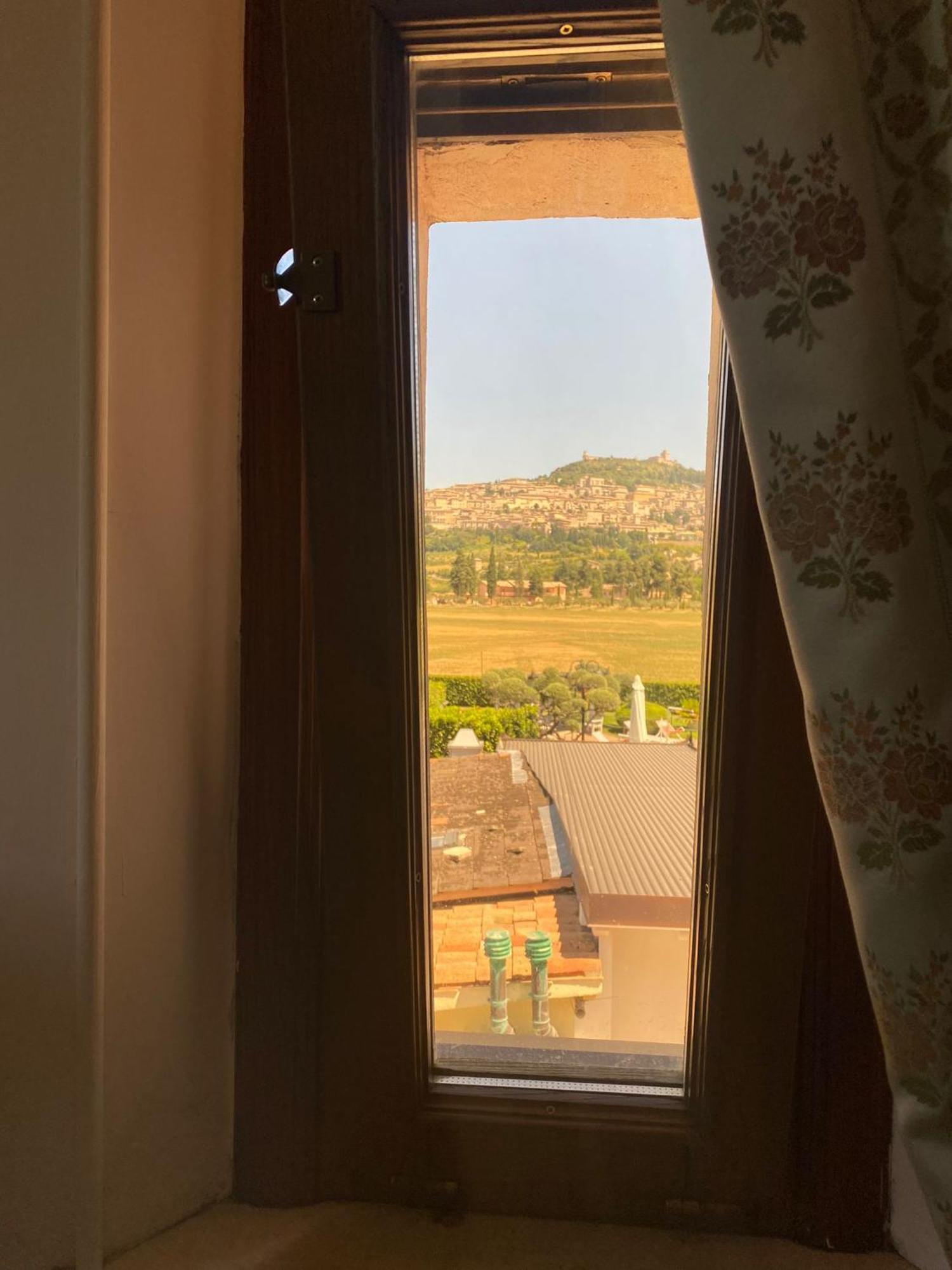 Unica Assisi Agri-Charming House Bed & Breakfast Exterior photo